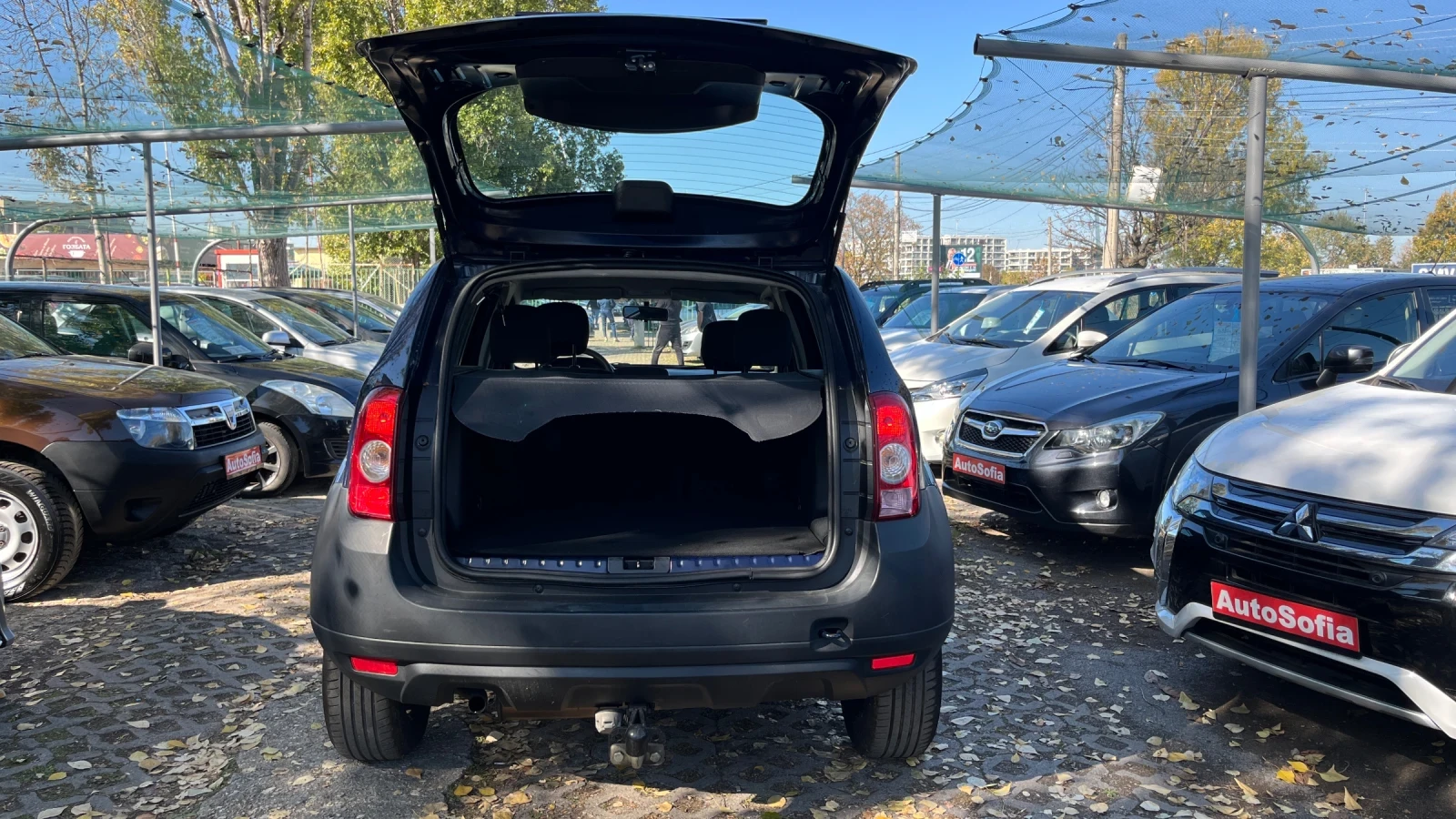 Dacia Duster 1.6i 4x4 6скорости - изображение 6