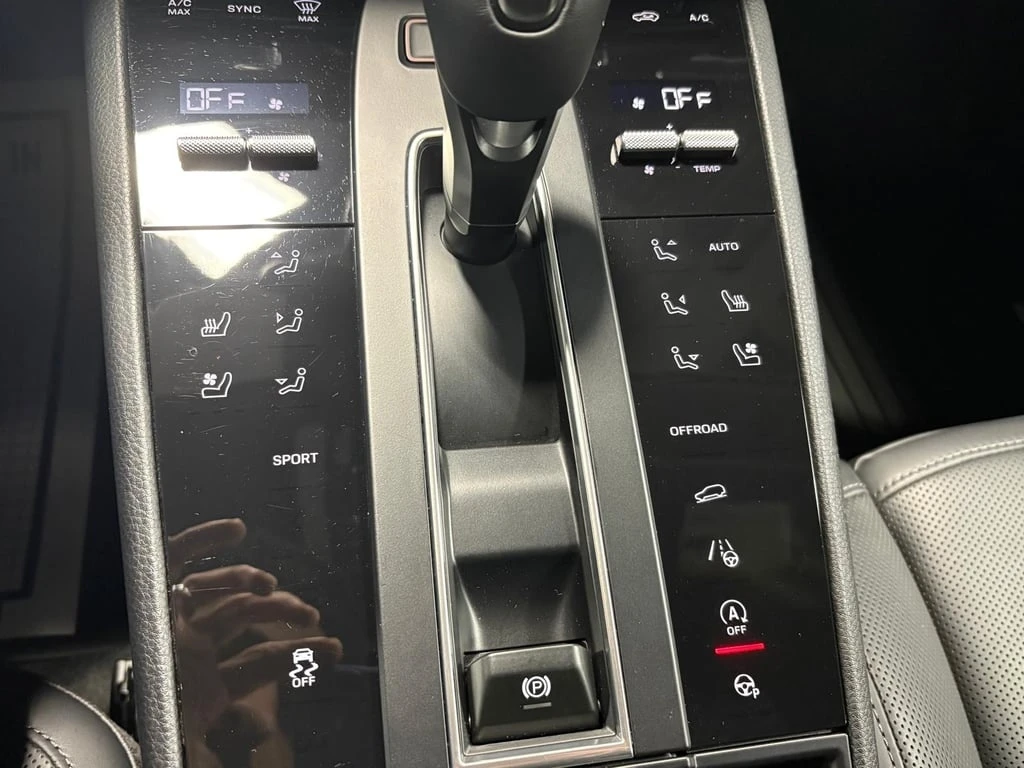 Porsche Macan * AWD * CARFAX * ЦЕНА ДО БГ - изображение 9