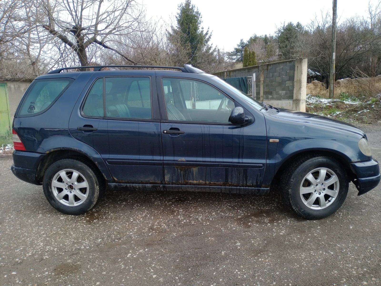 Mercedes-Benz ML 270 Джип, снимка 4 - Автомобили и джипове - 53420364