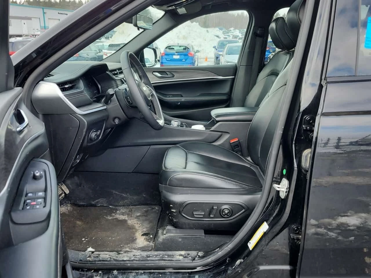 Jeep Grand cherokee LIMITED /CARFAX/Панорама/Кожа/Подгрев/Обдух, снимка 5 - Автомобили и джипове - 53714857