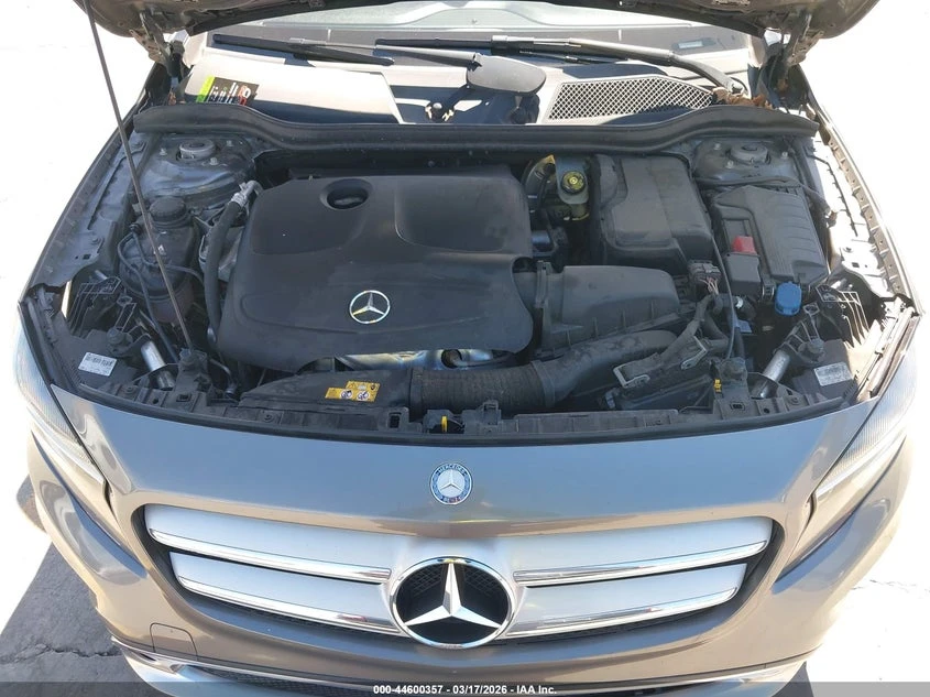 Mercedes-Benz GLA 250 2.0l, снимка 10 - Автомобили и джипове - 54383745