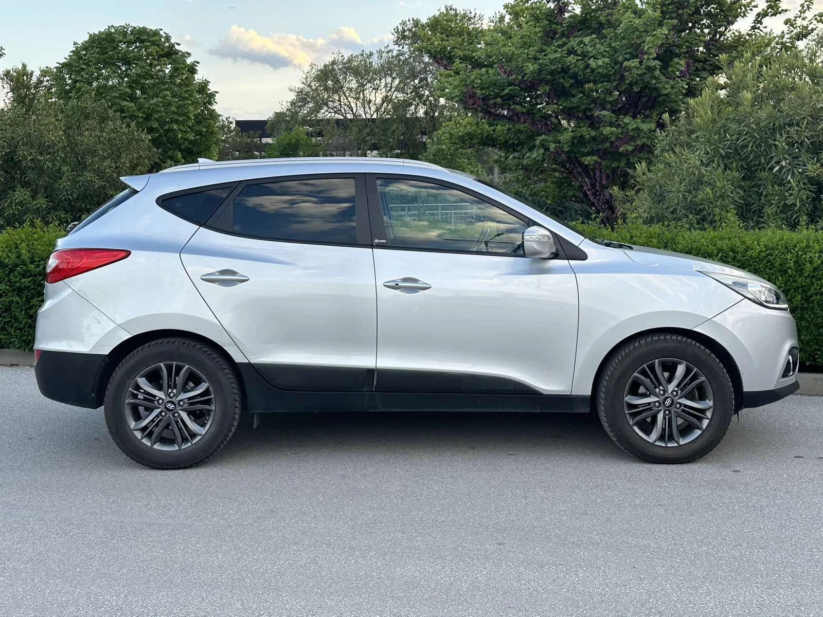 Hyundai IX35, снимка 3 - Автомобили и джипове - 54449851
