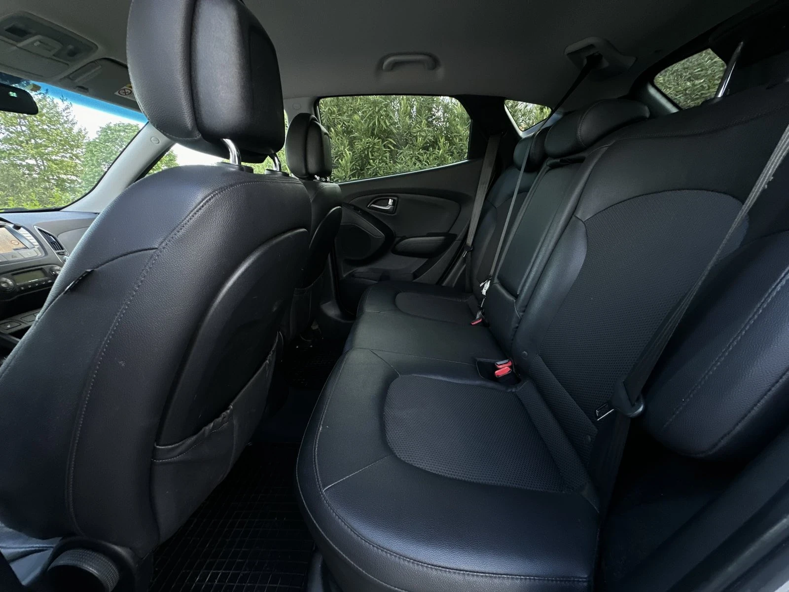 Hyundai IX35, снимка 10 - Автомобили и джипове - 54449851