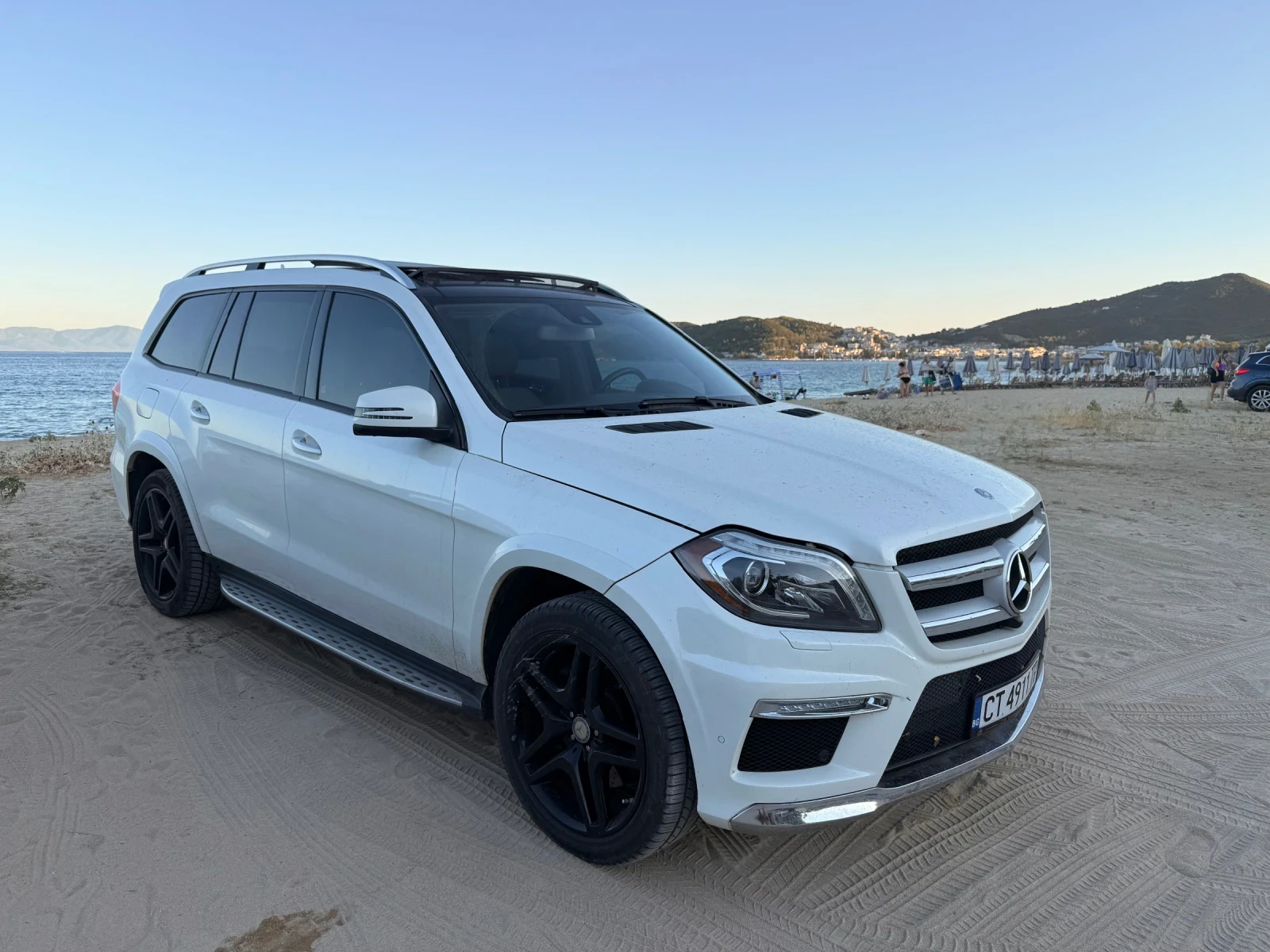 Mercedes-Benz GL 550 AMG 63 Пакет(360 Cam, KEYLESS, Full екстри)