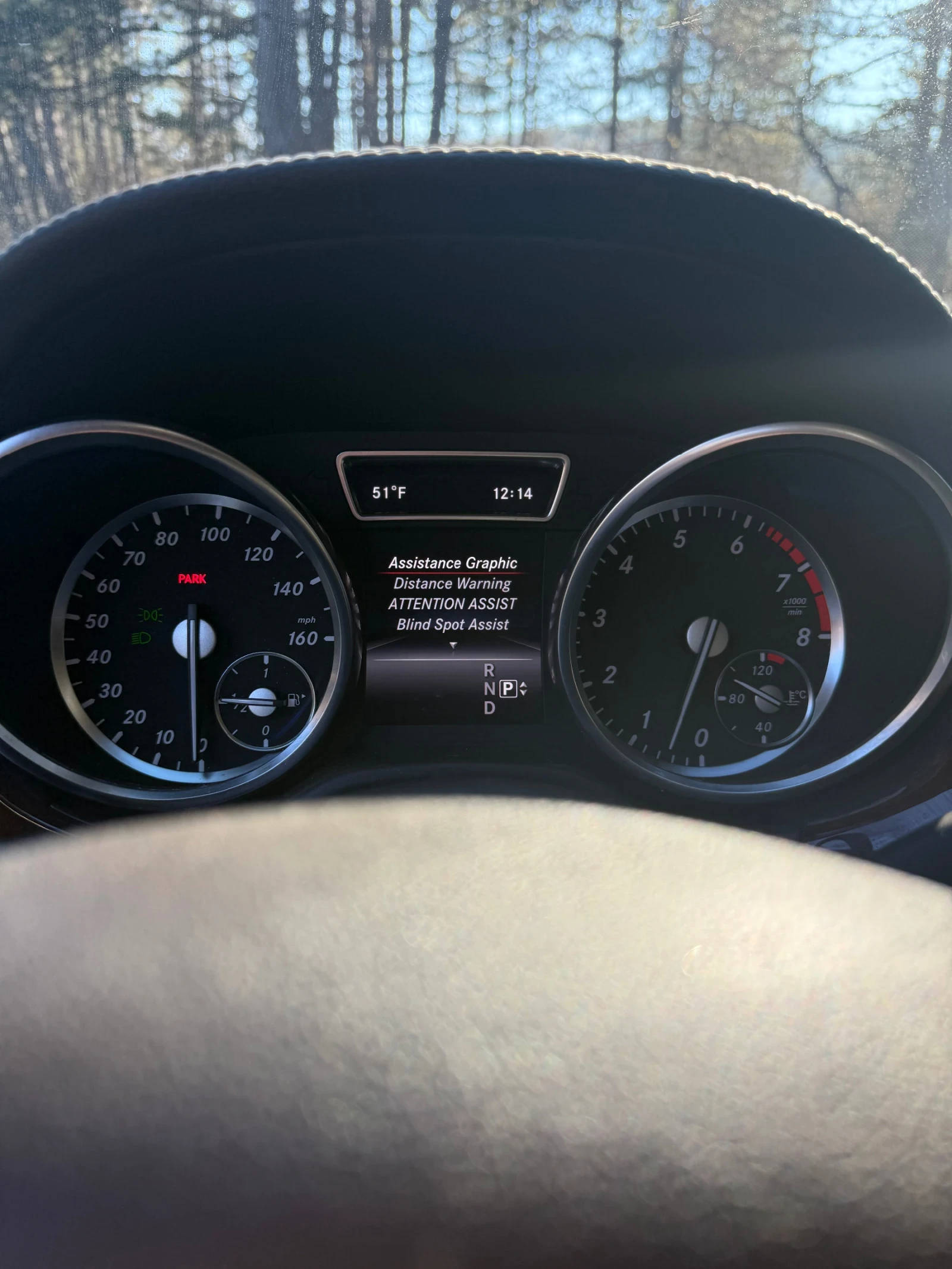 Mercedes-Benz GL 550 AMG 63 Пакет(360 Cam, KEYLESS, Full екстри), снимка 13 - Автомобили и джипове - 54897363