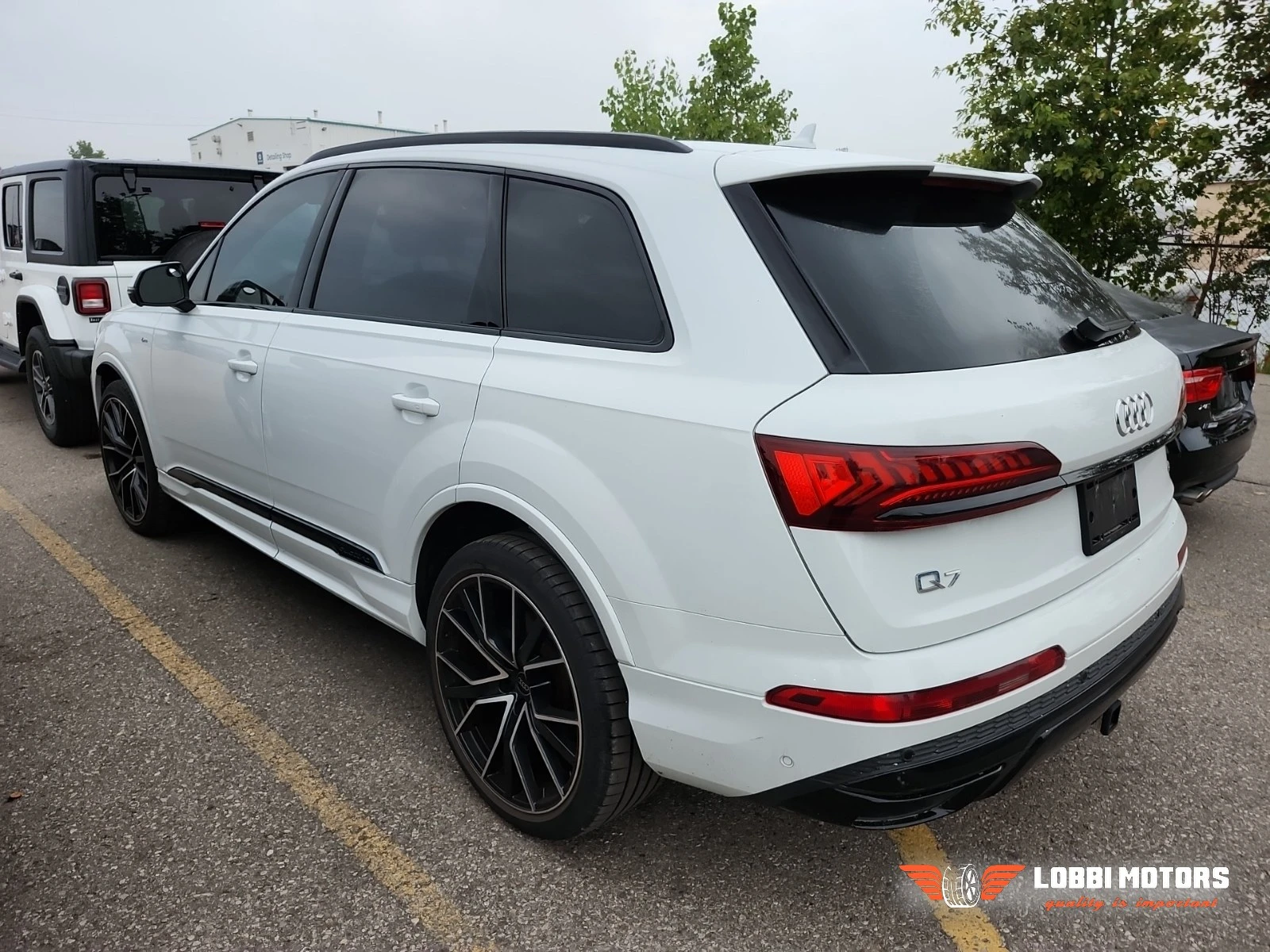 Audi Q7, снимка 6 - Автомобили и джипове - 56025379