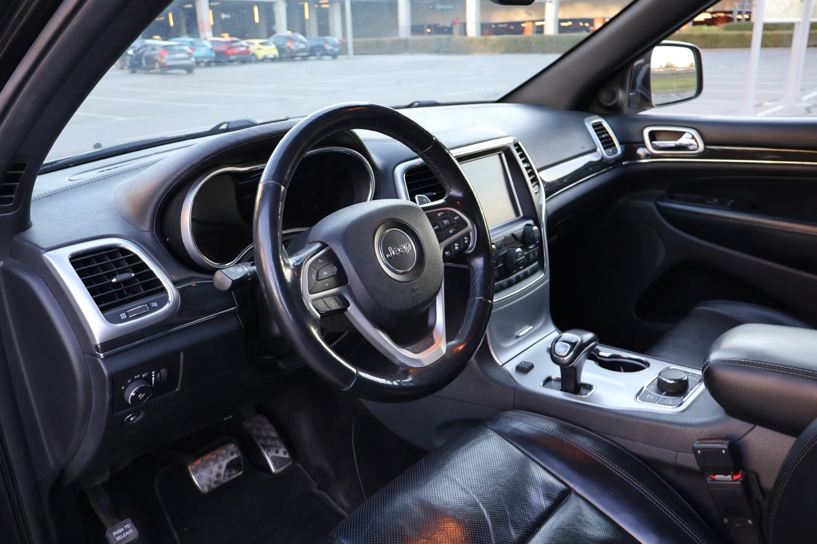 Jeep Grand cherokee 5.7 High Altitude, снимка 12 - Автомобили и джипове - 56075144
