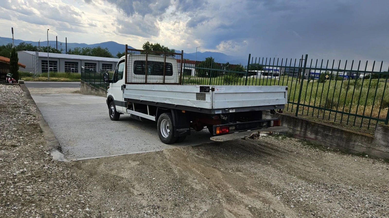 Iveco Daily, снимка 2 - Бусове и автобуси - 55212382