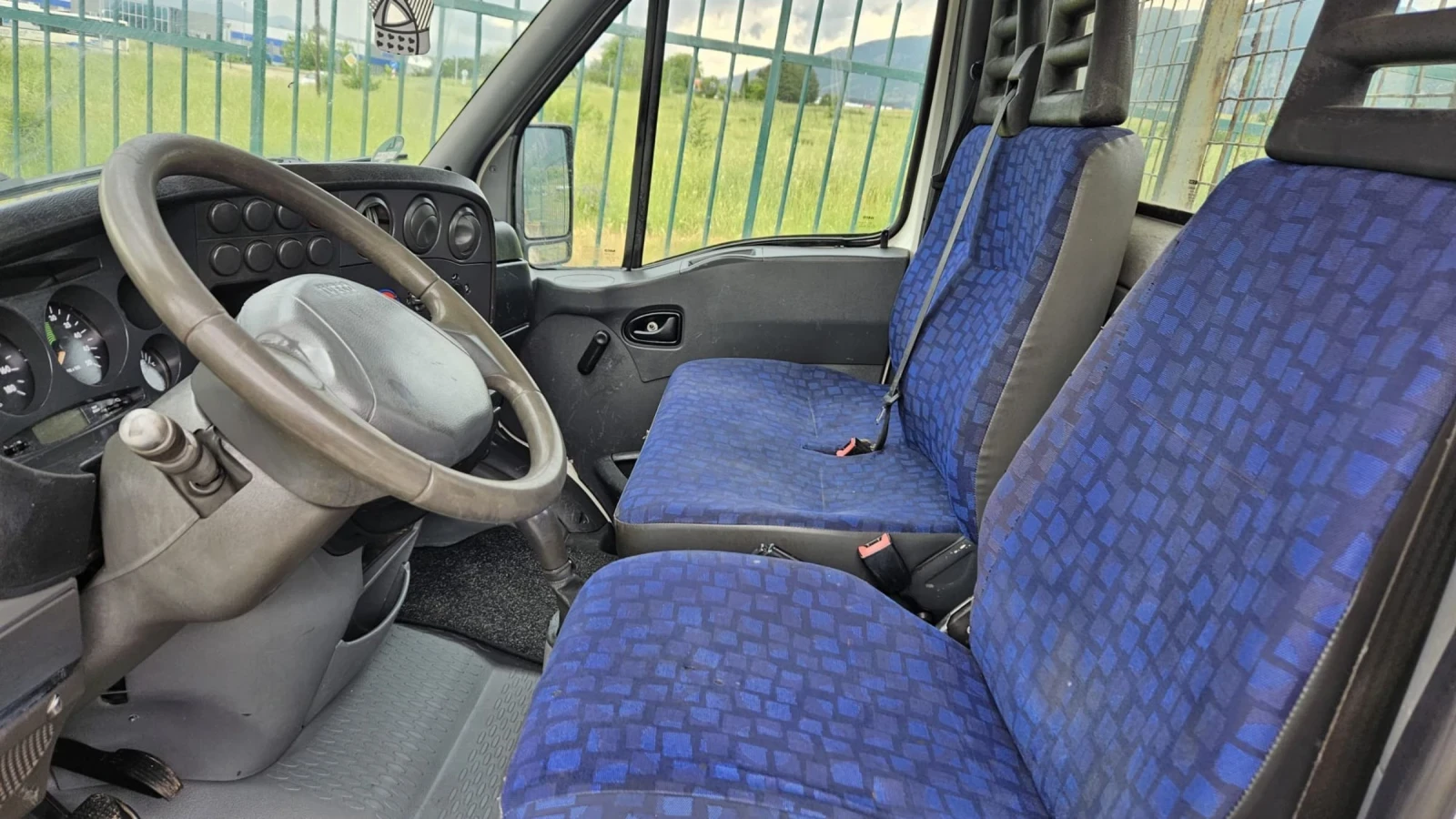 Iveco Daily, снимка 8 - Бусове и автобуси - 55212382