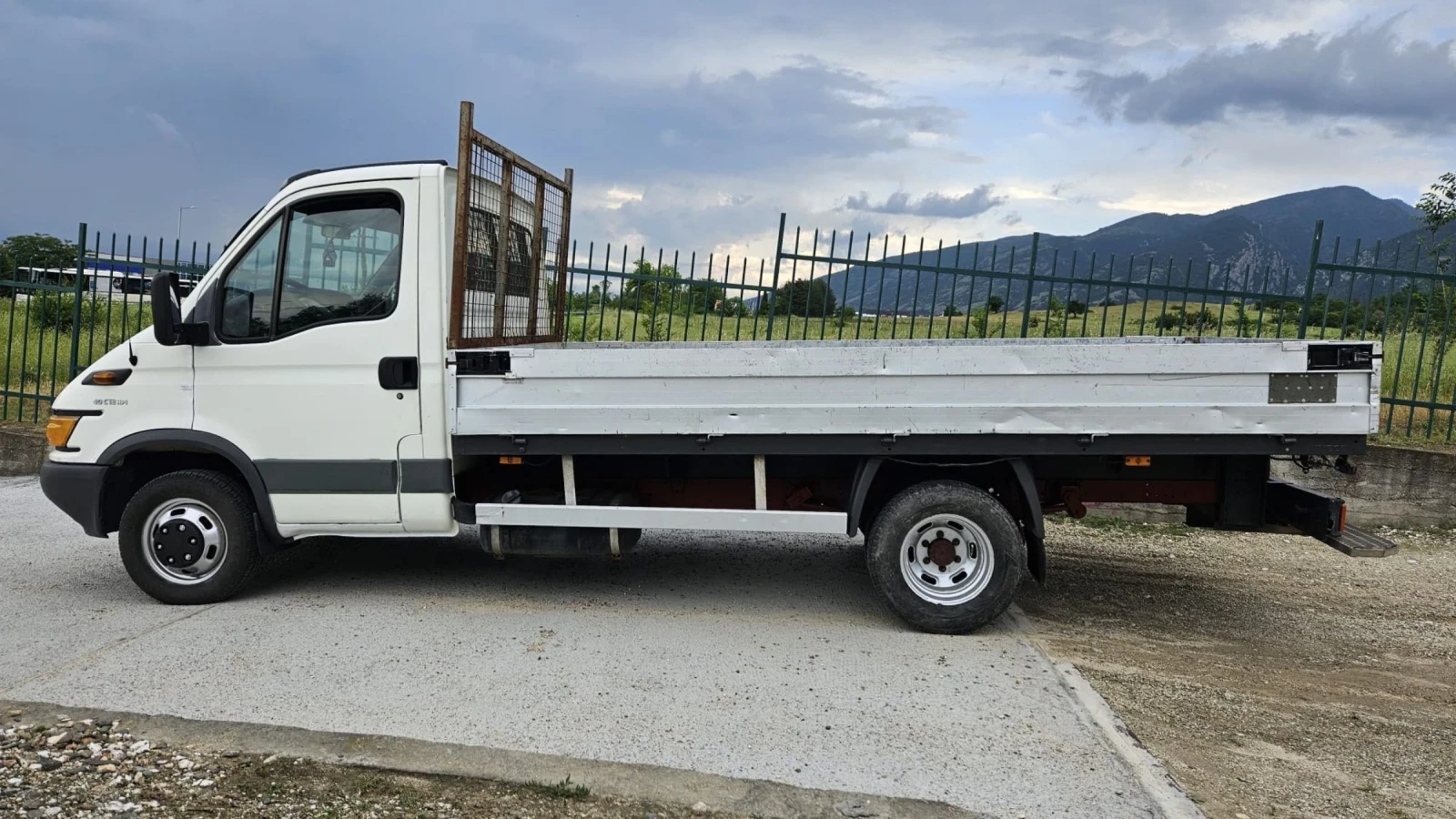 Iveco Daily, снимка 5 - Бусове и автобуси - 55212382