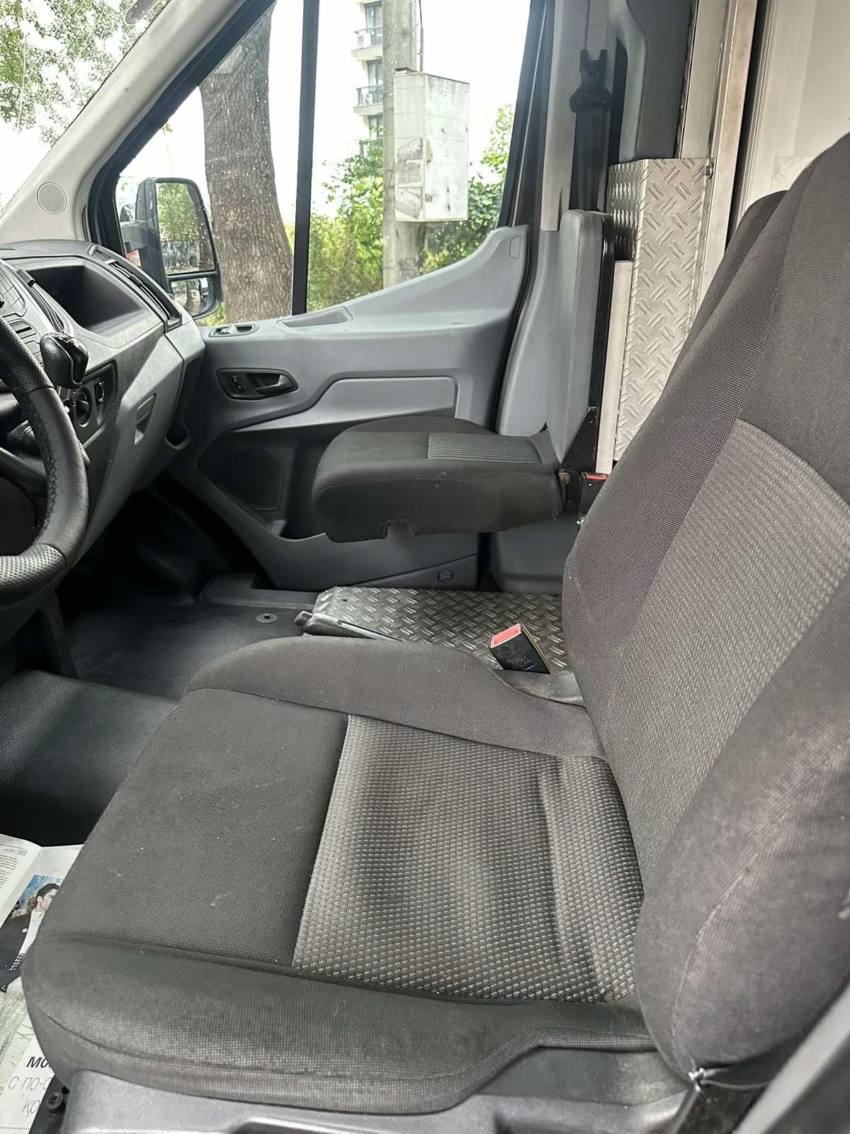 Ford Transit 2.0TDCi, снимка 9 - Бусове и автобуси - 56323710