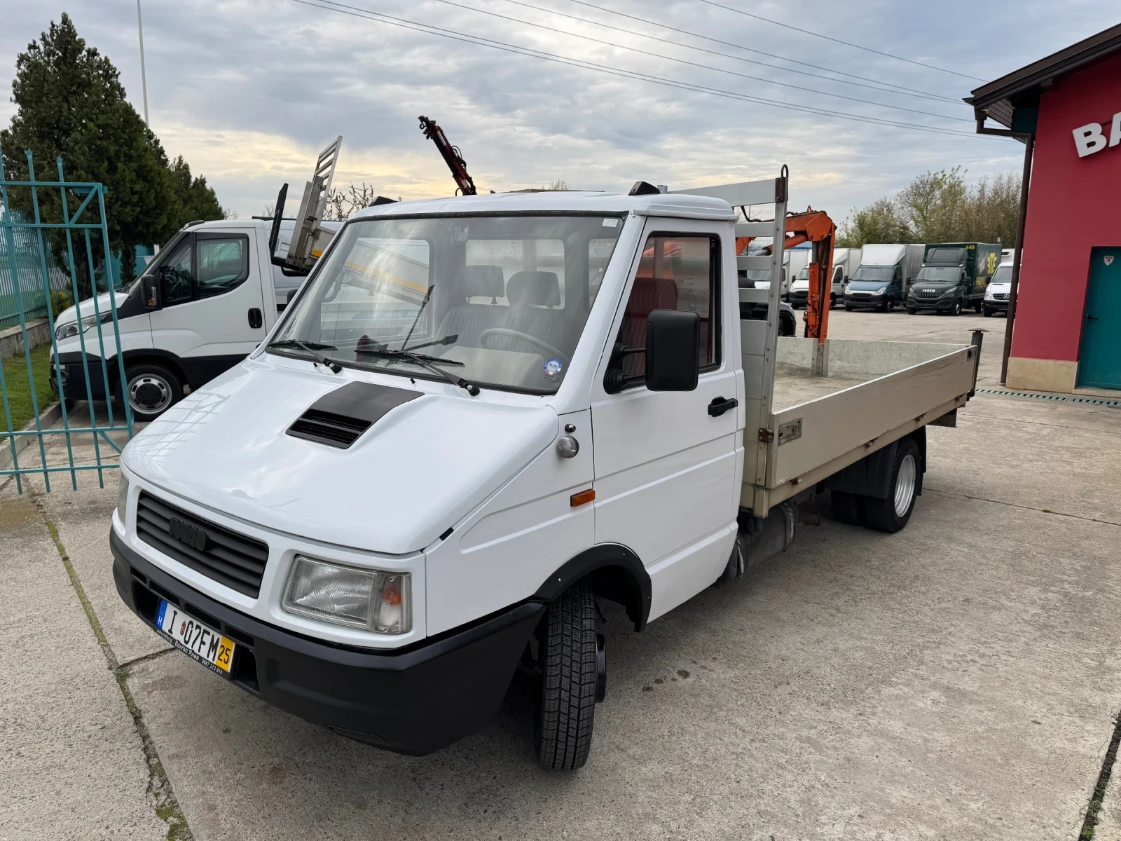 Iveco Daily 35-10* 2.5 TDI* КРАН 5.80 метра - изображение 2