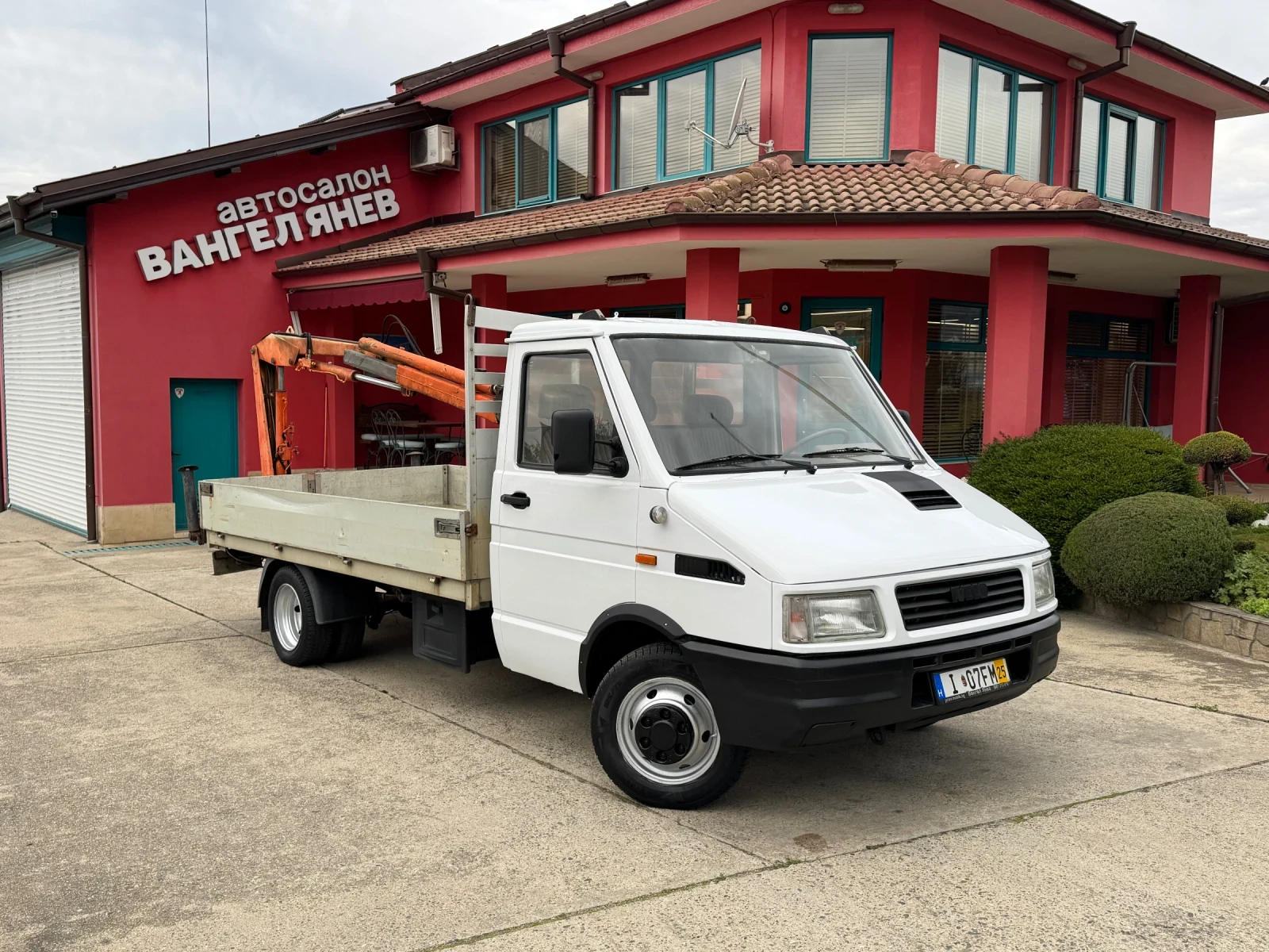 Iveco Daily 35-10* 2.5 TDI* КРАН 5.80 метра - изображение 10