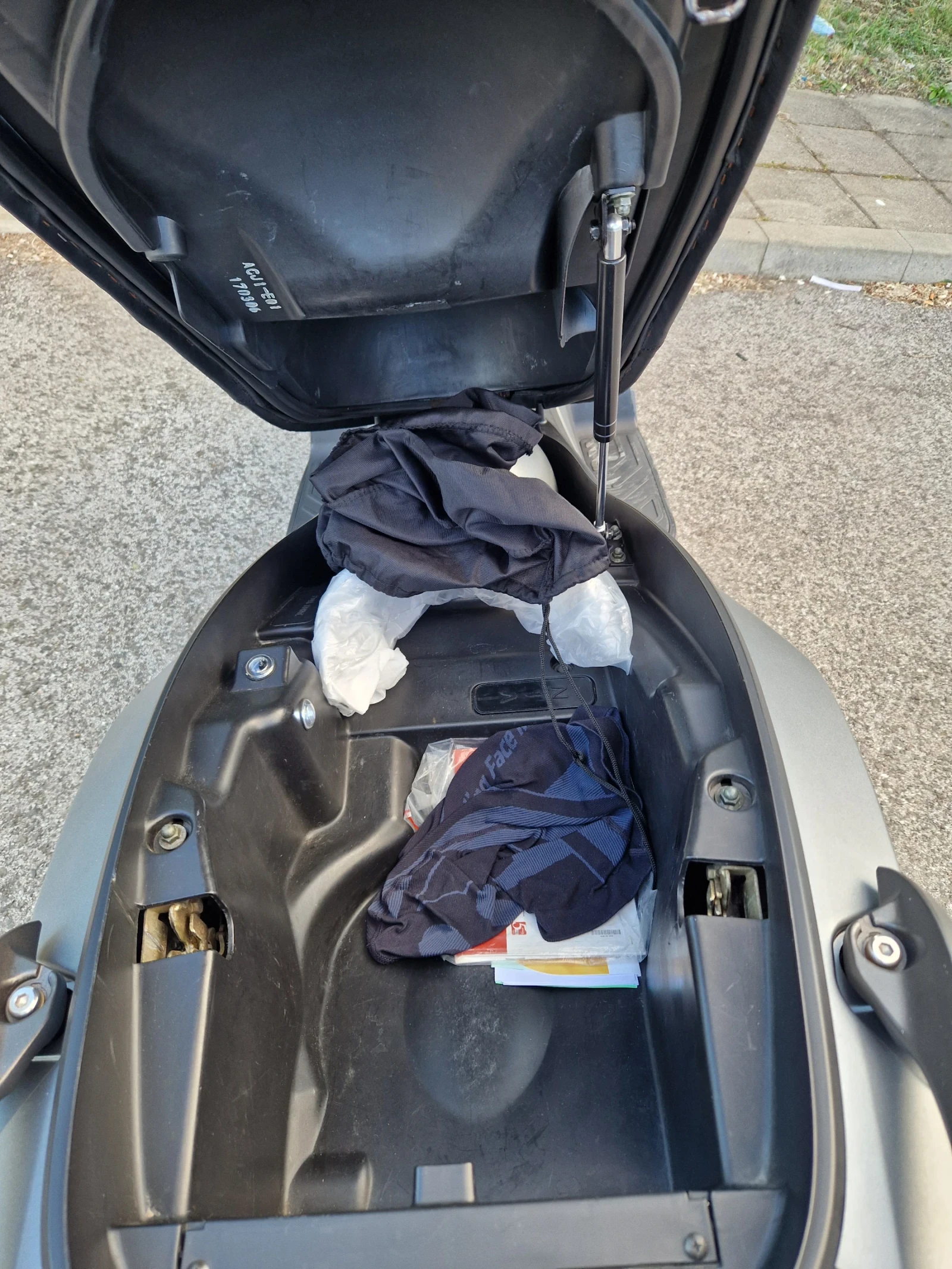Kymco Downtown X TOWN 300I, снимка 11 - Мотоциклети и мототехника - 55127423