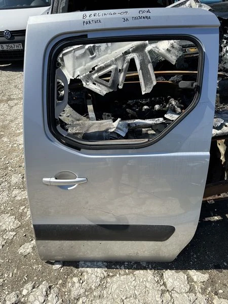 Задна лява плъзгаща Citroen Berlingo Peugeot Partner 2009
