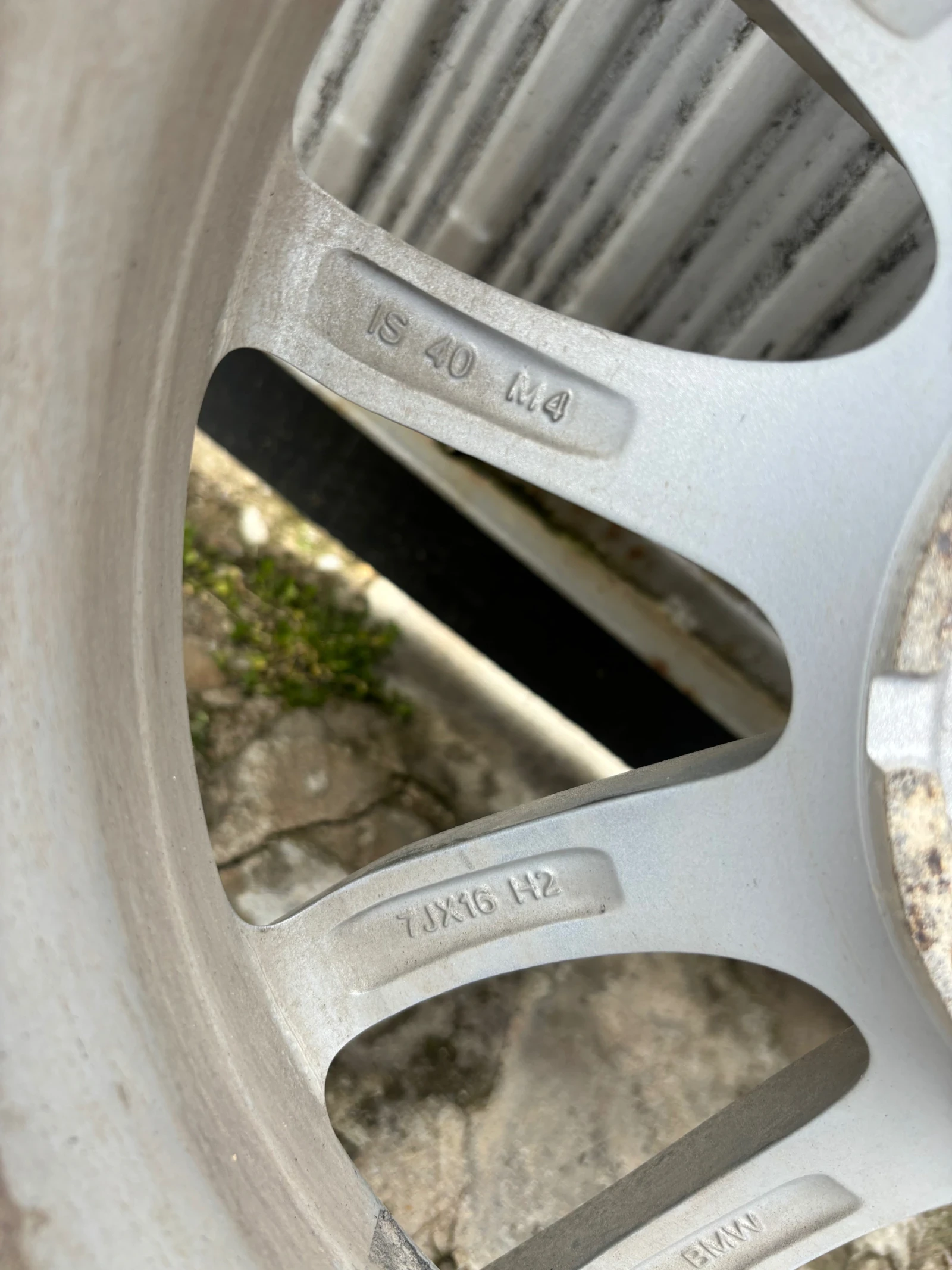 Гуми с джанти Michelin 205/60R16, снимка 5 - Гуми и джанти - 53827350