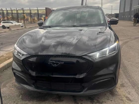 Ford Mustang Mach-E Select /CARFAX/Подгрев/2 ключа/Панорама, снимка 2