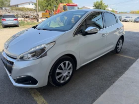 Peugeot 208 1.2i 110k.c EURO 6, снимка 1