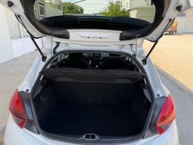Peugeot 208 1.2i 110k.c EURO 6, снимка 15