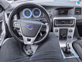     Volvo V60 2.0 D4 R Design 