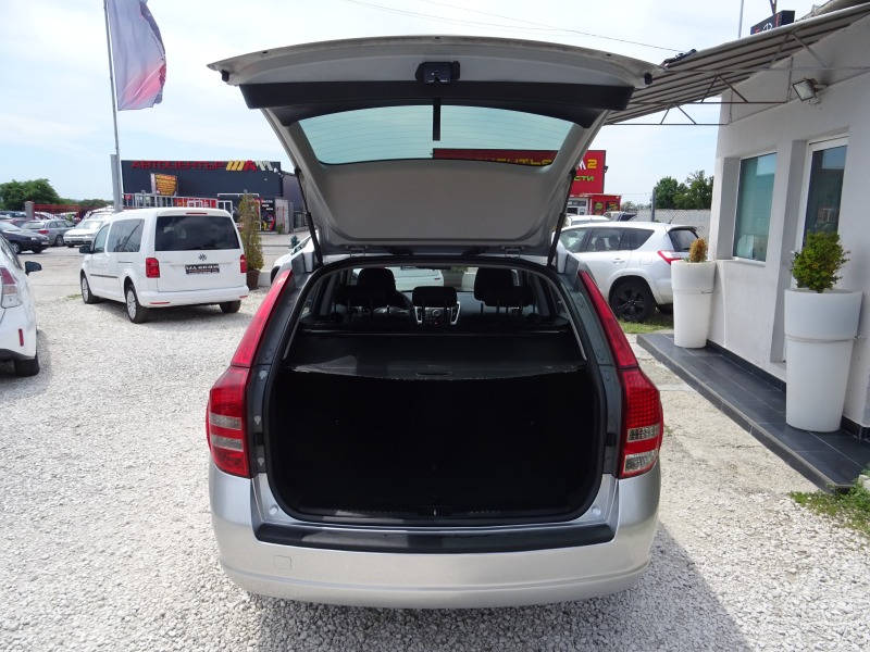 Kia Ceed Sport Wagon Restyling 1.6 CRDi VGT 90kc LX, снимка 4 - Автомобили и джипове - 41734047