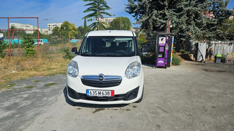 Opel Combo Tour, снимка 3 - Автомобили и джипове - 47382745