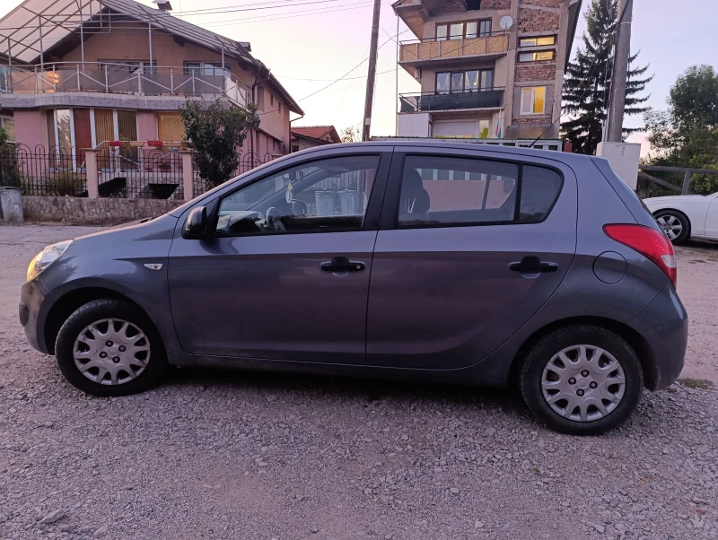 Hyundai I20 Газов инжекцион, снимка 6 - Автомобили и джипове - 47458580