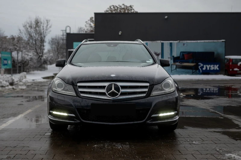 Mercedes-Benz C 300 d 4M AMG H/K #DISTRONIC #ОБДУХВАНЕ #ПЕЧКА #iCarbg, снимка 2 - Автомобили и джипове - 48682145