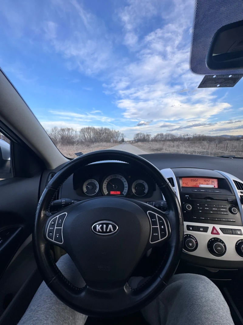 Kia Ceed, снимка 7 - Автомобили и джипове - 49590320