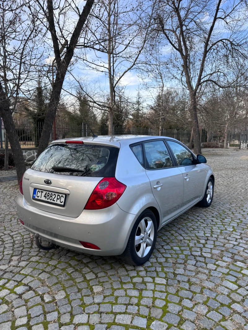 Kia Ceed, снимка 5 - Автомобили и джипове - 49590320