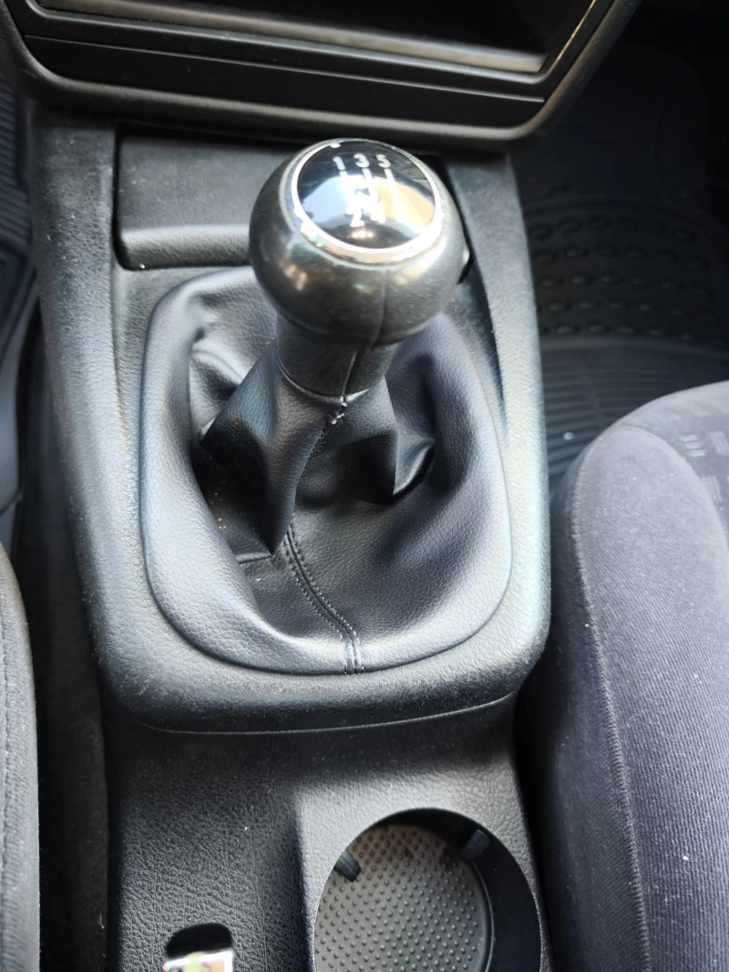 VW Passat, снимка 12 - Автомобили и джипове - 51965867