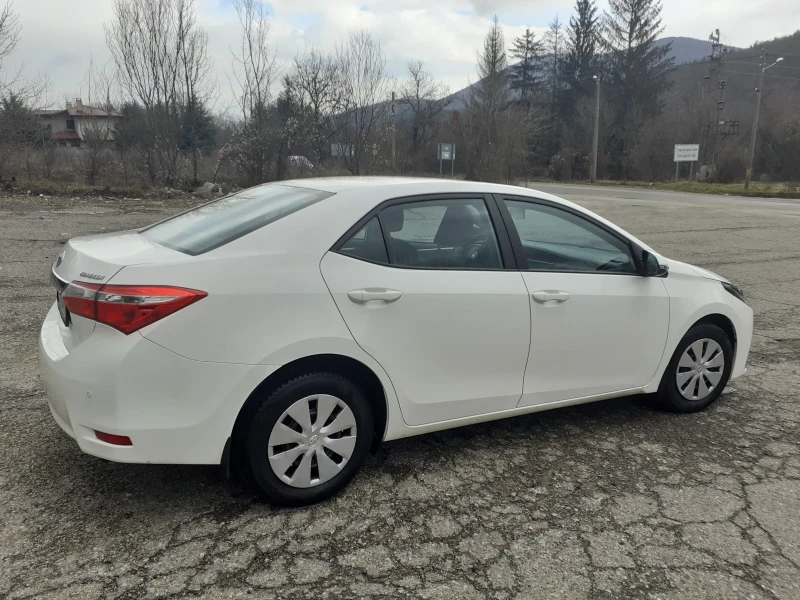 Toyota Corolla, снимка 4 - Автомобили и джипове - 53510586