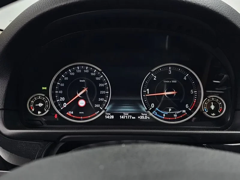 BMW 520 d-MSport xDrive - САМО 30% АВАНС, снимка 8 - Автомобили и джипове - 55740809