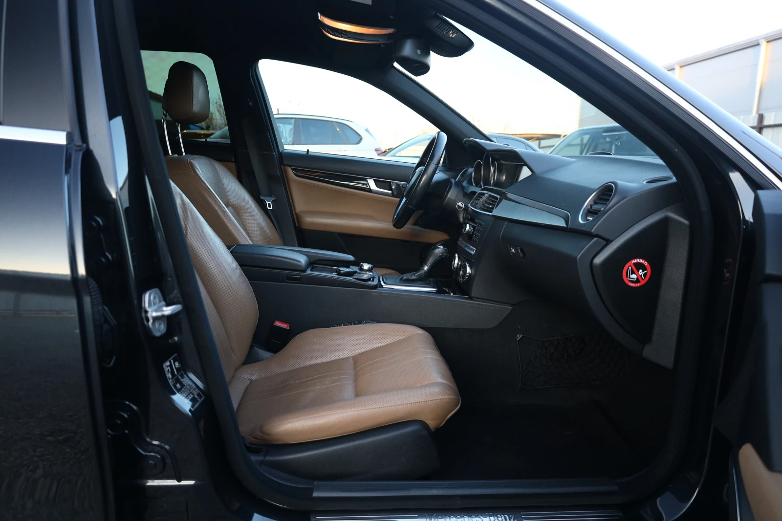 Mercedes-Benz C 300 d 4M AMG H/K #DISTRONIC # # #iCarbg | Mobile.bg   13