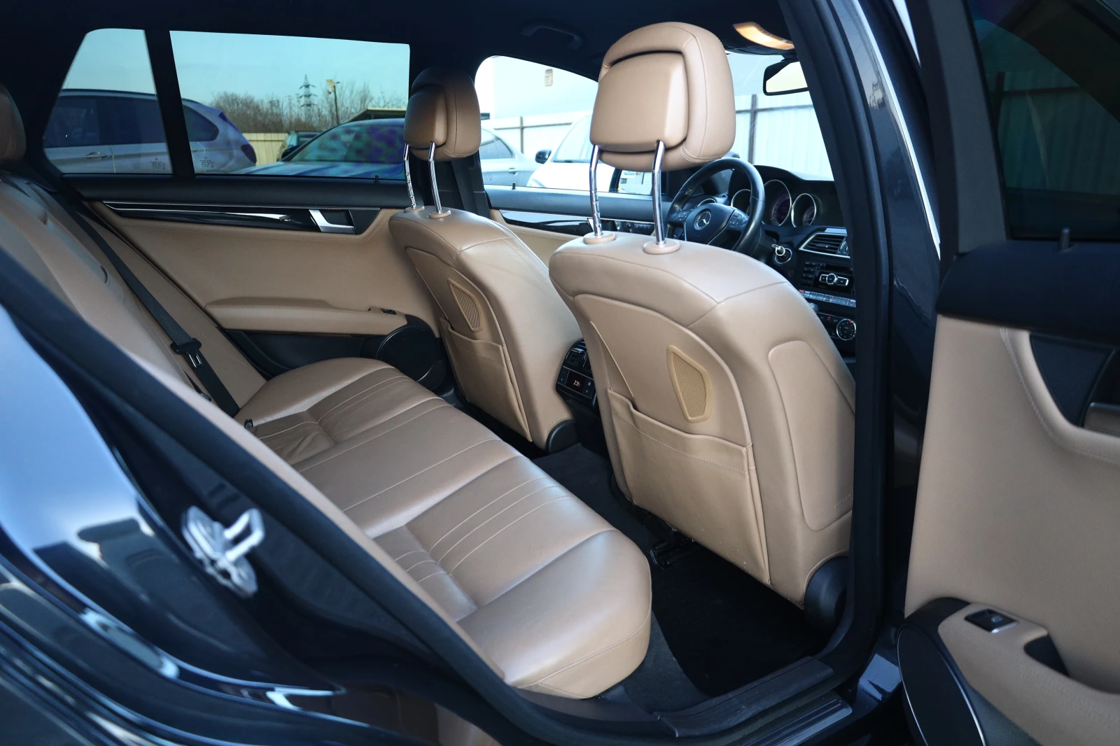 Mercedes-Benz C 300 d 4M AMG H/K #DISTRONIC # # #iCarbg | Mobile.bg   14