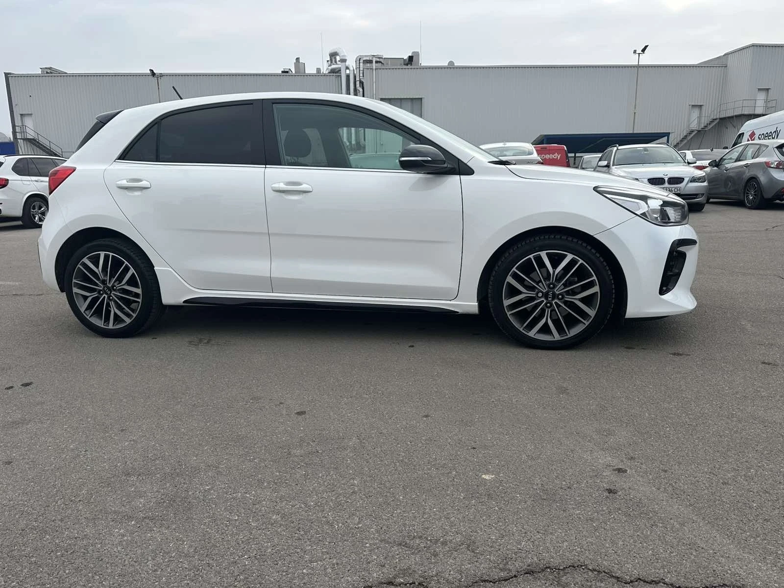 Kia Rio Gt line hibrid    | Mobile.bg   17