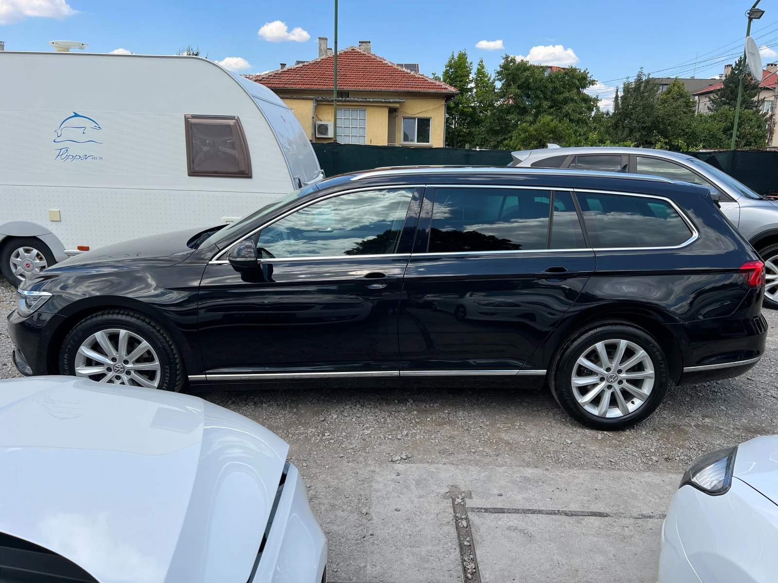 VW Passat 2.0TDI HIGH-LINE/АВТОМАТИК/Навигация/Кожа/LED/PDC/ - изображение 2