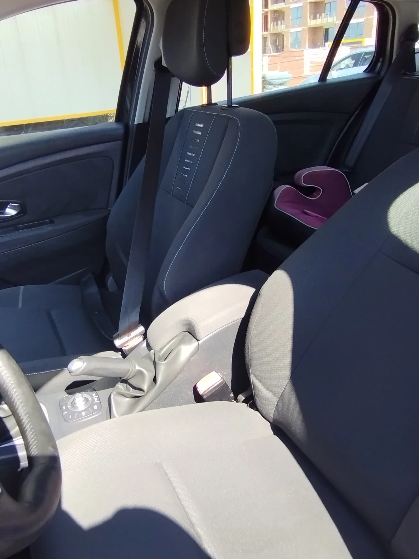 Renault Megane 1.6 фабрична газ  - изображение 10