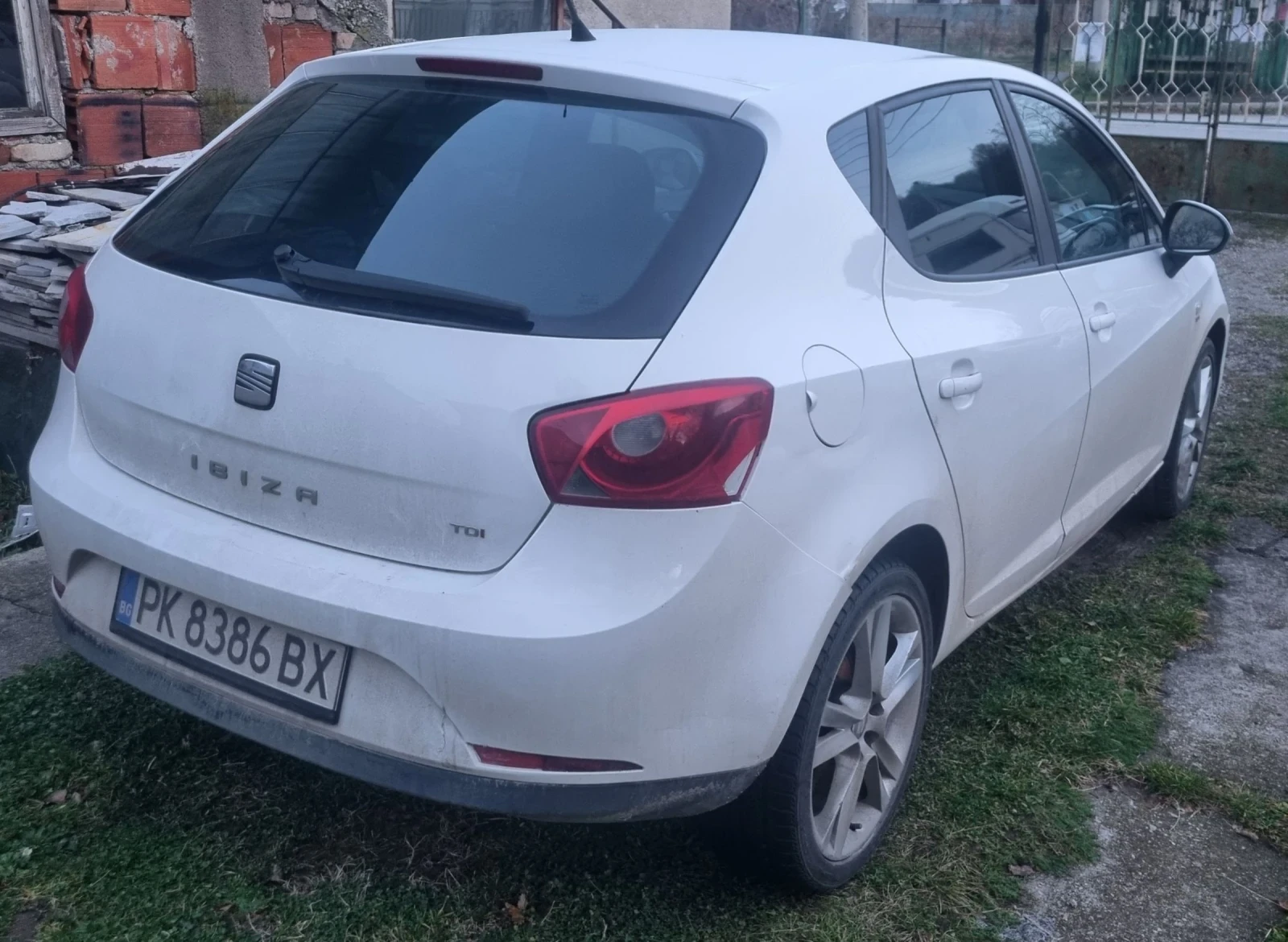 Seat Ibiza 1.6TDI - изображение 5
