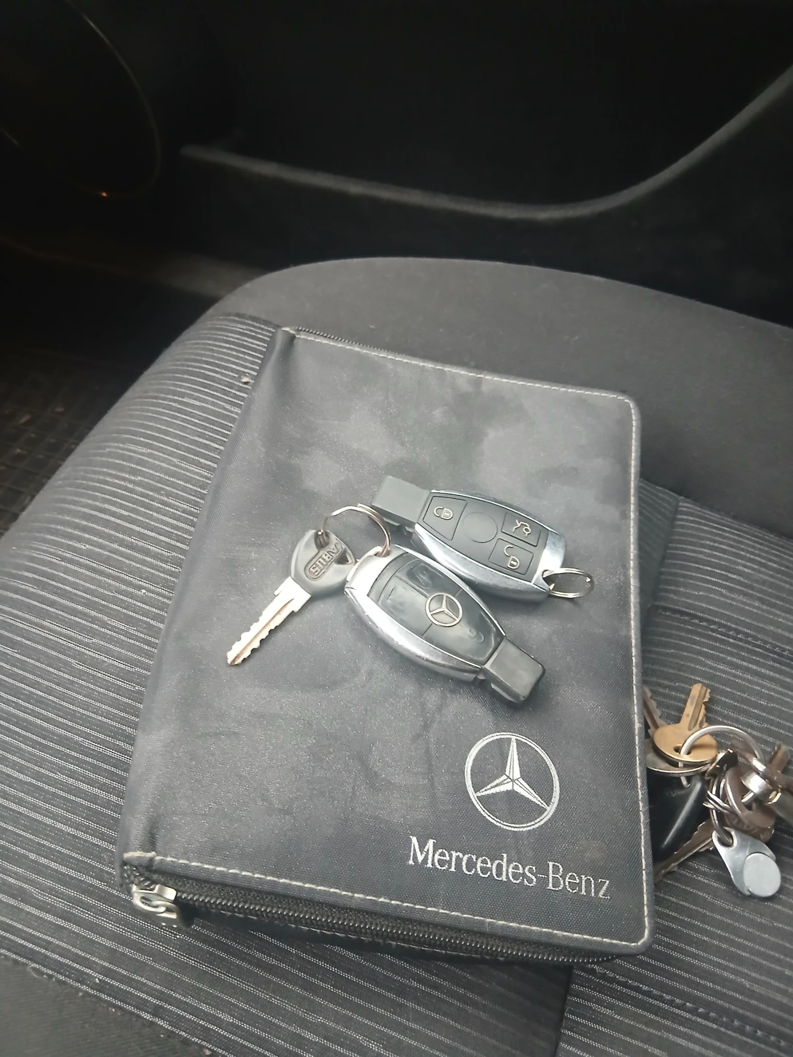 Mercedes-Benz C 200  - изображение 10