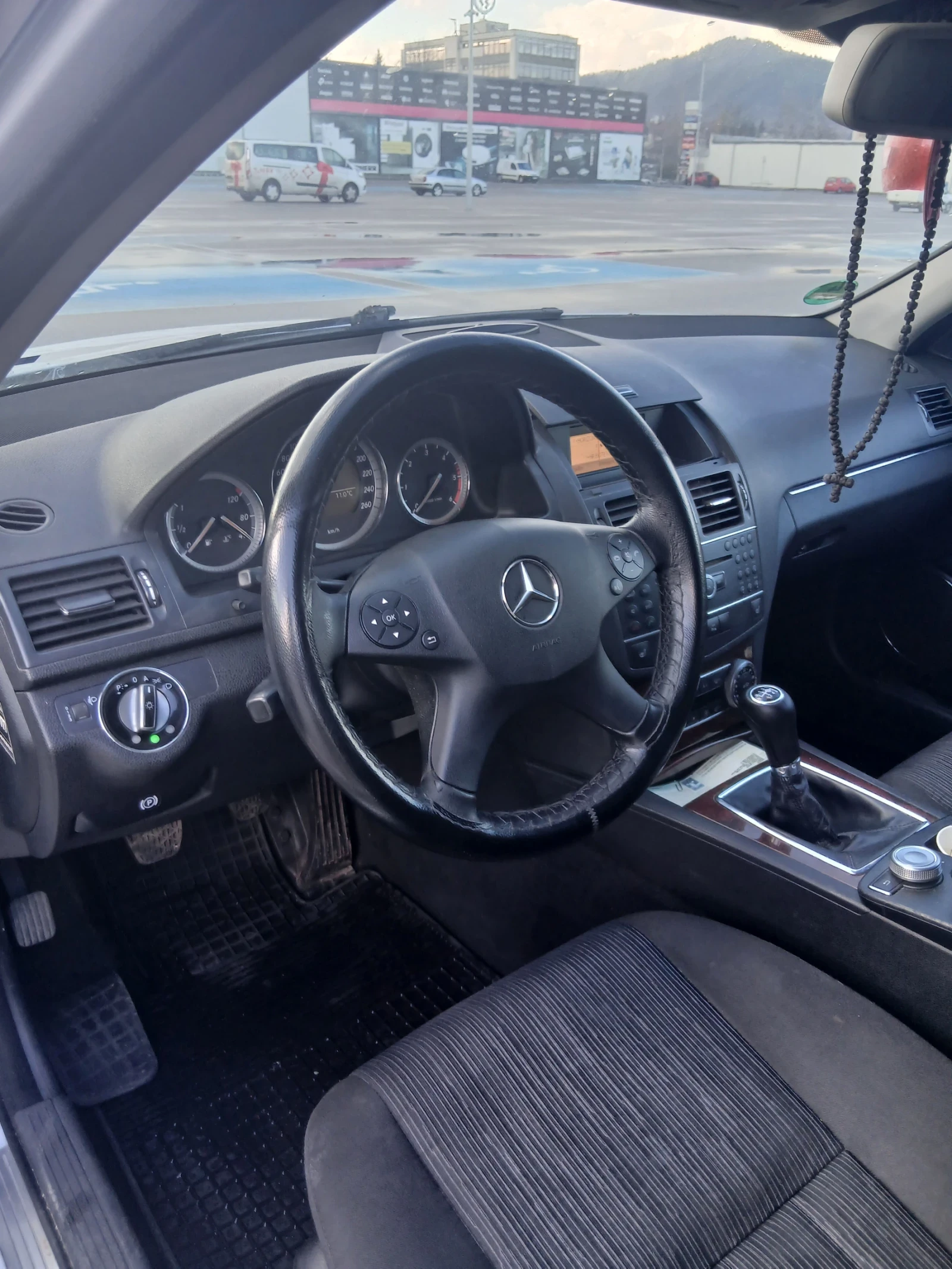 Mercedes-Benz C 200  - изображение 7