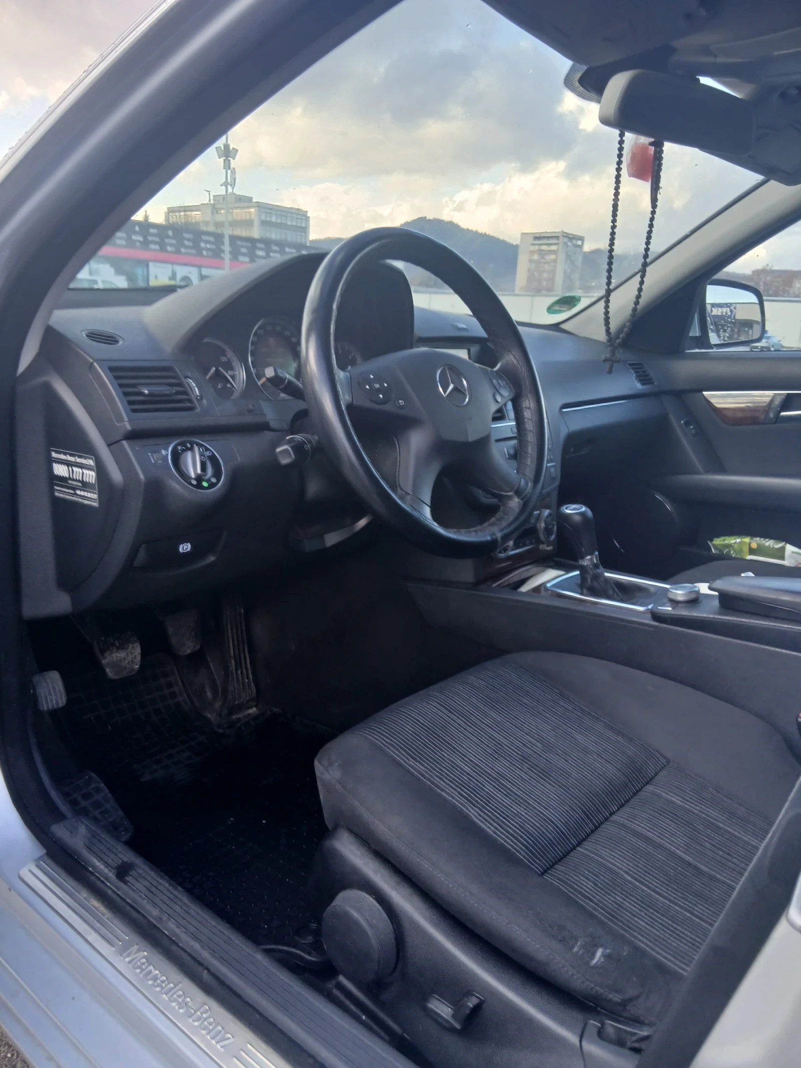 Mercedes-Benz C 200  - изображение 8