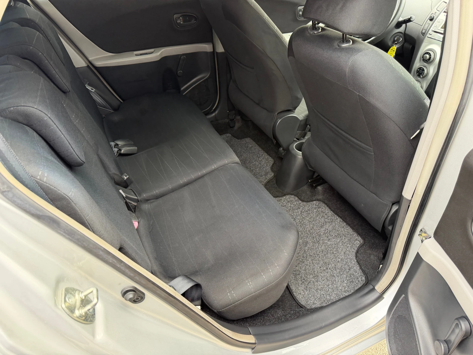 Toyota Yaris 1.4D4d 90�.� ���� ������ 168000��. | Mobile.bg � ����������� 14