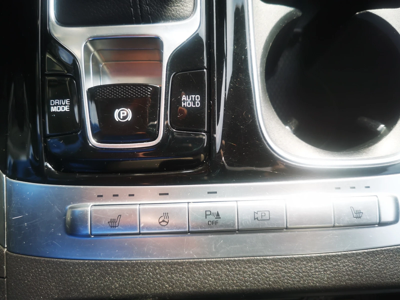 Kia Carnival 7+ 1 места , снимка 9 - Автомобили и джипове - 53692697