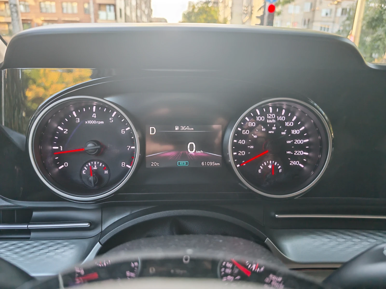 Kia Carnival 7+ 1 места , снимка 9 - Автомобили и джипове - 53692697