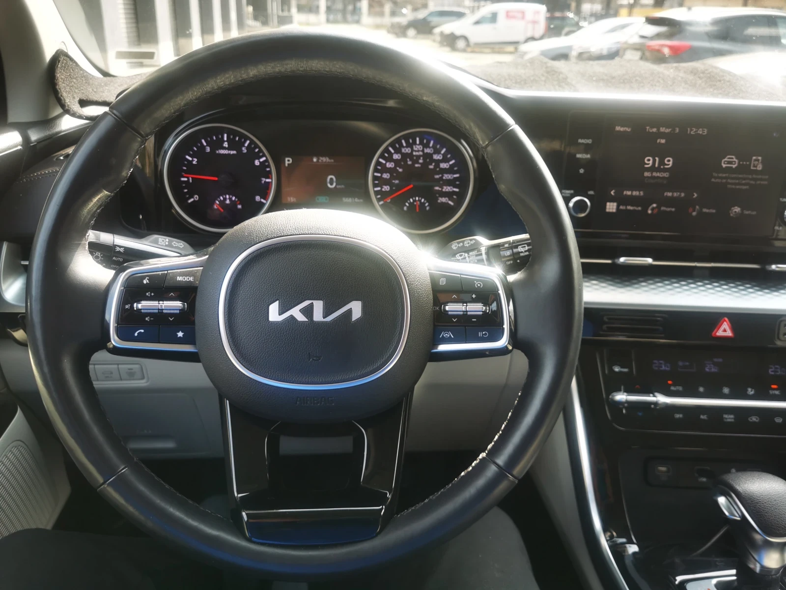 Kia Carnival 7+ 1 места , снимка 7 - Автомобили и джипове - 53692697