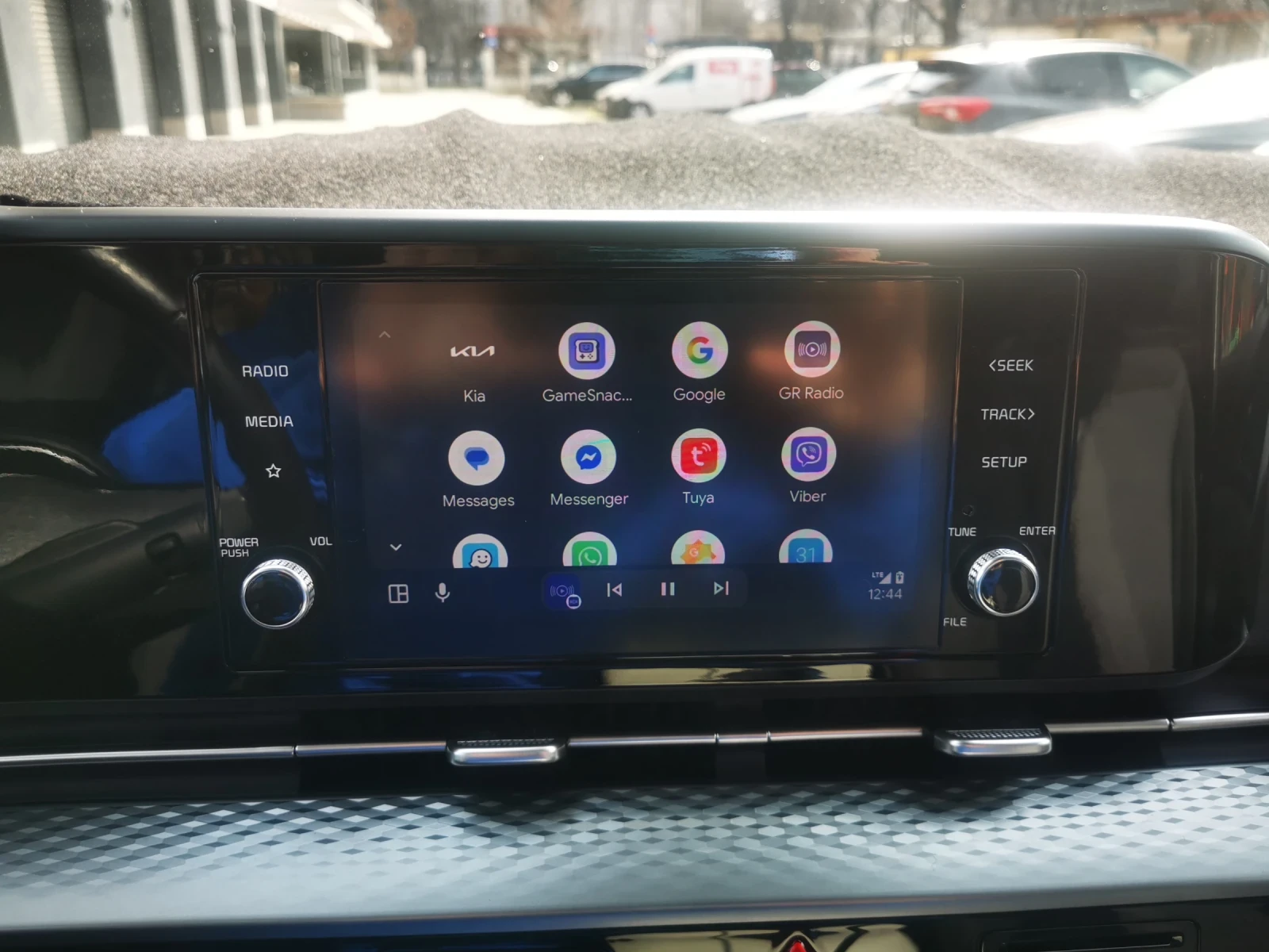 Kia Carnival 7+ 1 места , снимка 11 - Автомобили и джипове - 53692697