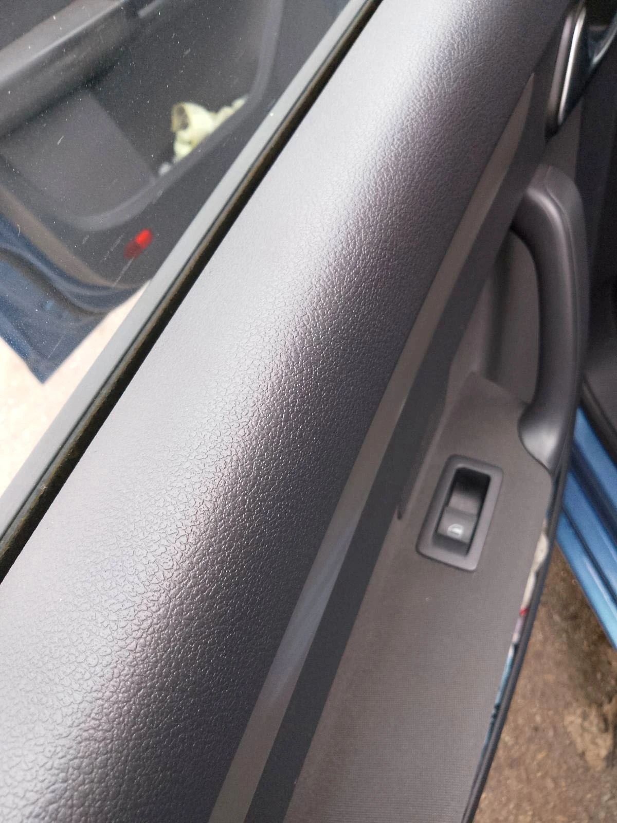 VW Touran 1.6 Навигация, снимка 12 - Автомобили и джипове - 53709694