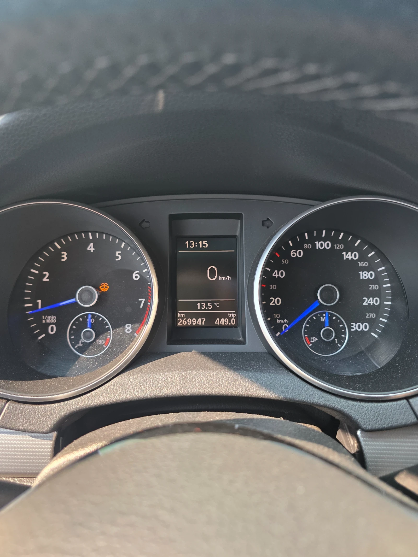 VW Golf, снимка 10 - Автомобили и джипове - 53783350