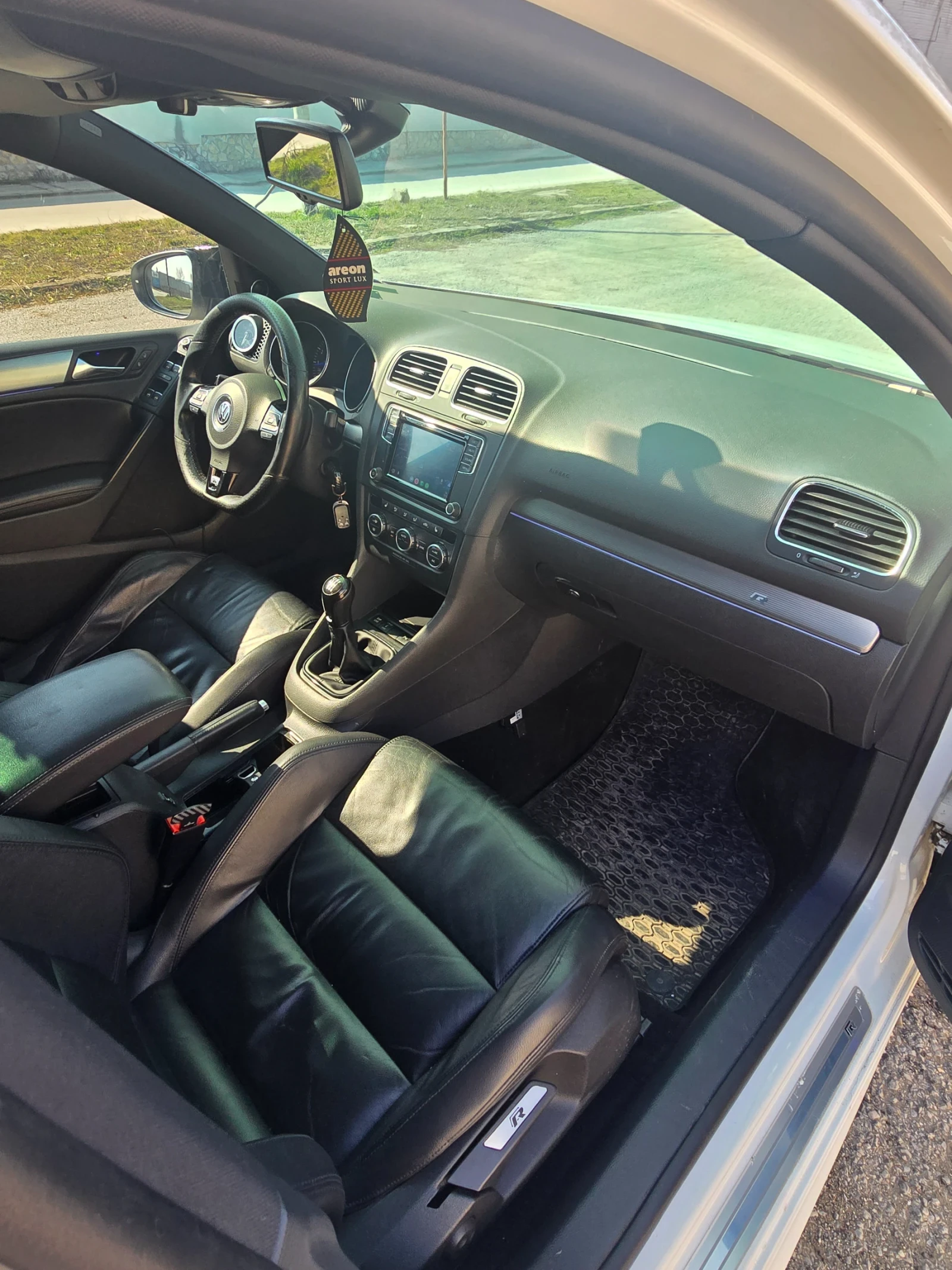 VW Golf, снимка 7 - Автомобили и джипове - 53783350